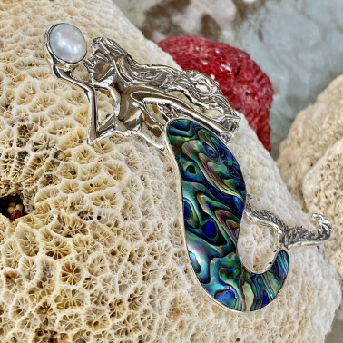 PD 14796 AB-(UNIQUE 925 BALI SILVER MERMAID PENDANT WITH ABALONE AND PEARL)